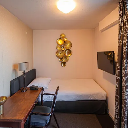 Отель Hotel- En Restaurant Kasteel Elsloo 3*