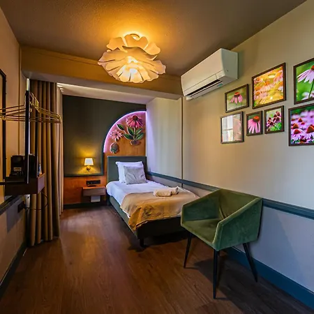 Hotel- En Restaurant Kasteel Elsloo 3*