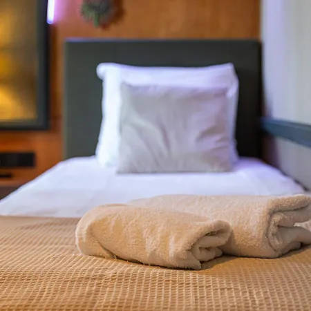 Отель Hotel- En Restaurant Kasteel Elsloo Элслоо
