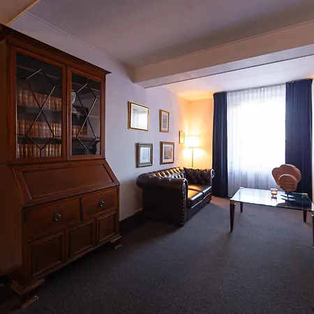 Hotel- En Restaurant Kasteel Elsloo Ξενοδοχείο