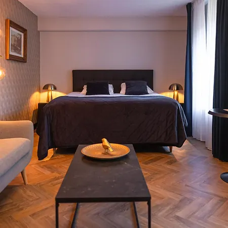 Hotel- En Restaurant Kasteel Elsloo 3*