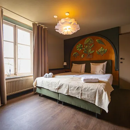 Ξενοδοχείο Hotel- En Restaurant Kasteel Elsloo 3*