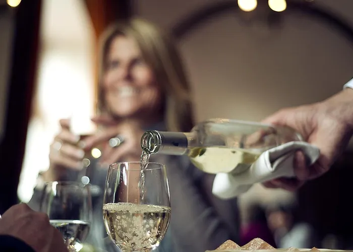 Buitenplaats Kasteel فندق