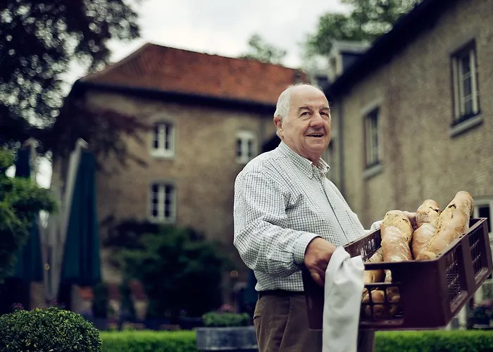 Отель Buitenplaats Kasteel 3*