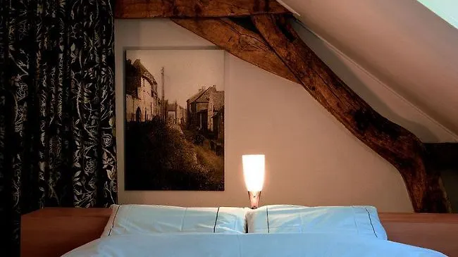 Отель Buitenplaats Kasteel Элслоо