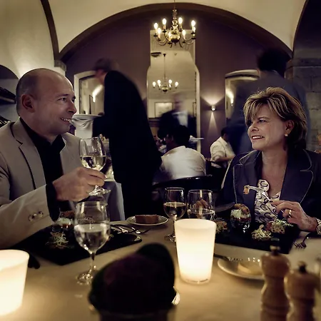 Buitenplaats Kasteel Hotel 3*